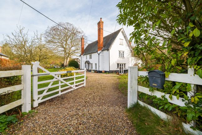 5 bed property, in Finningham, £750,000
