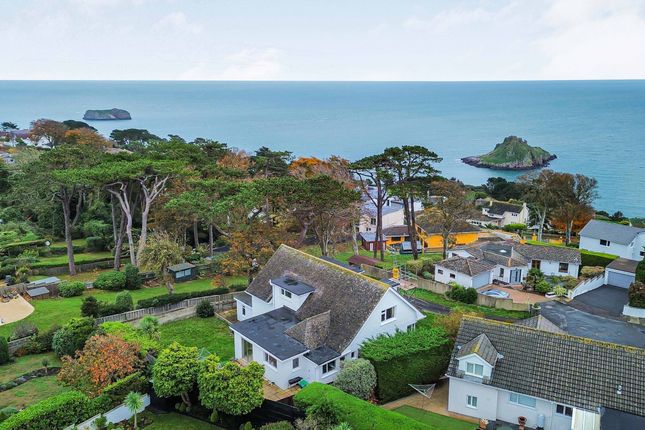 5 bed property, in Whidborne Close, £825,000