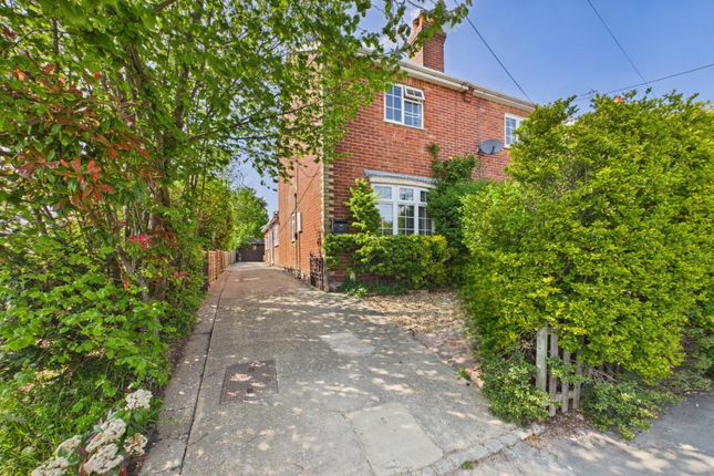 2 bed property, in Branksome Hill Road, £450,000