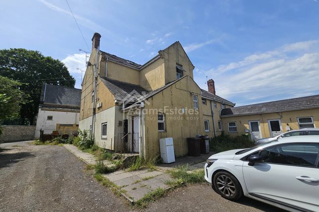 11 bed property, in Aire Street, £425,000