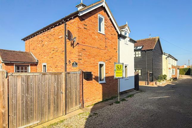 1 bed property, in Casey Lane, £235,000