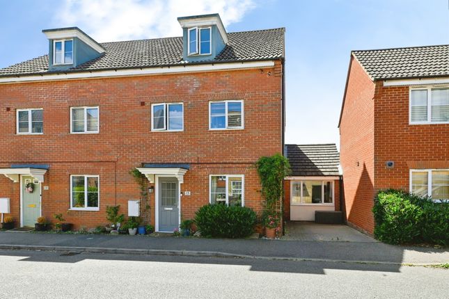 4 bed property, in Coriander Road, £290,000