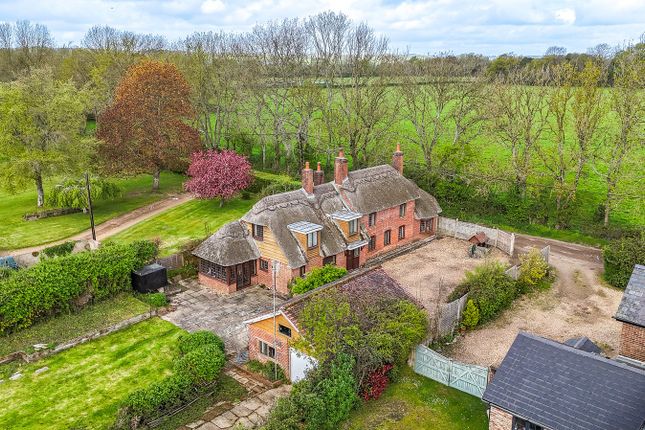 4 bed property, in Ibsley Drove, £800,000