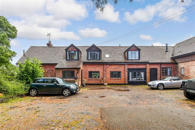 4 bed property, in Edenbridge Road, £1,100,000
