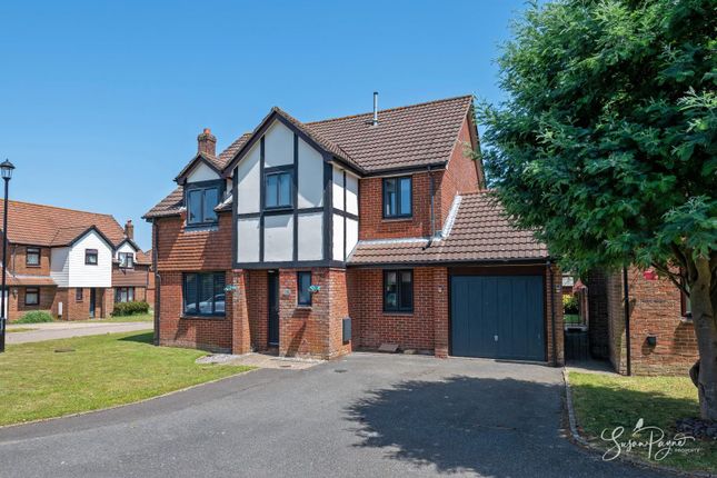 4 bed property, in Sovereign Way, £475,000