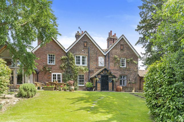 6 bed property, in East Street, £1,850,000