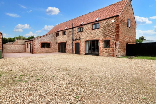 4 bed property, in St. Pauls Road South, £795,000