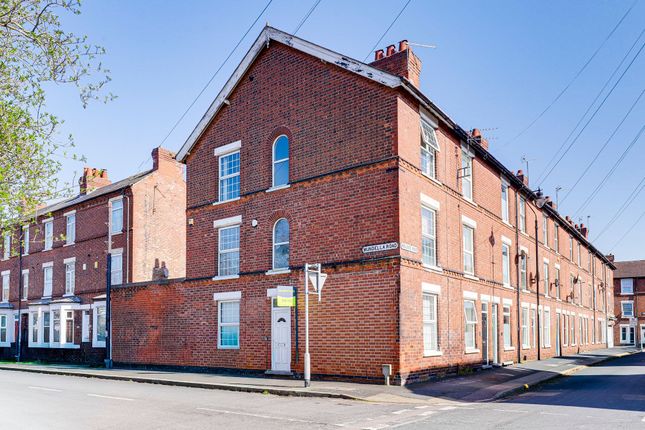 4 bed property, in Mundella Road, £200,000