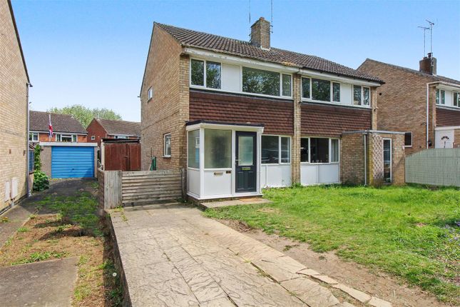 3 bed property, in Washington Court, £240,000