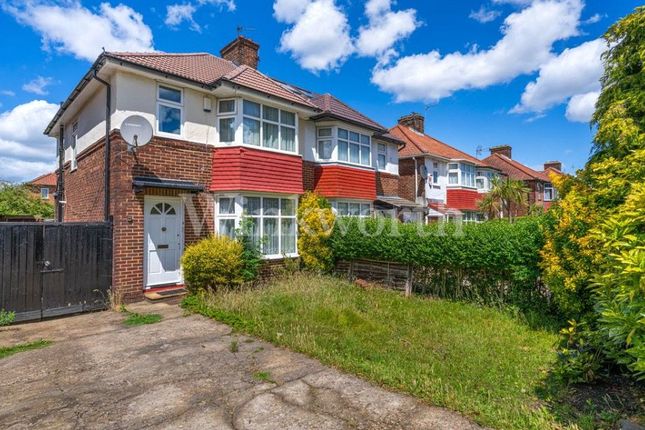 3 bed property, in Cleveland Gardens, £650,000