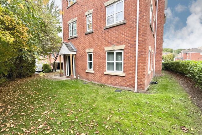 4 bed property, in Morris Court, £220,000