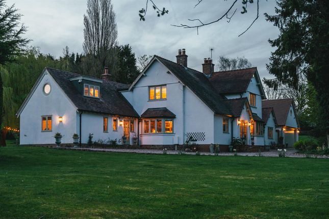 4 bed property, in Rams Hill Lane, £2,000,000