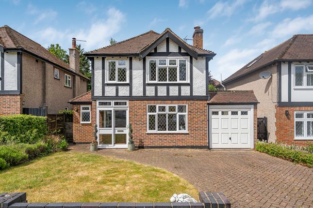 3 bed property, in Greenhill Avenue, £625,000