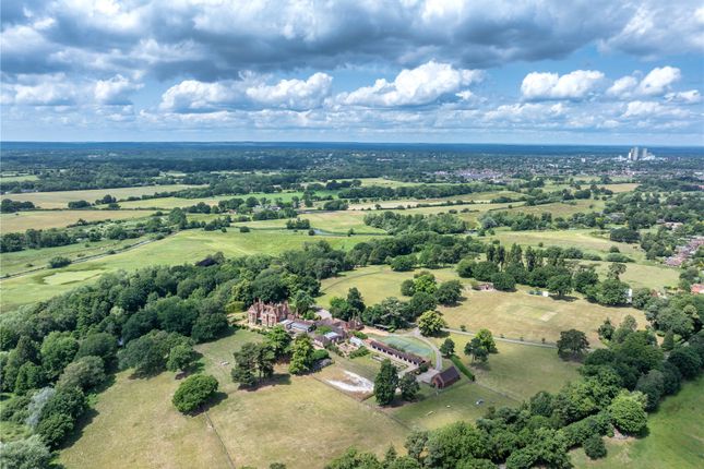 8 bed property, in Potters Lane, £9,850,000