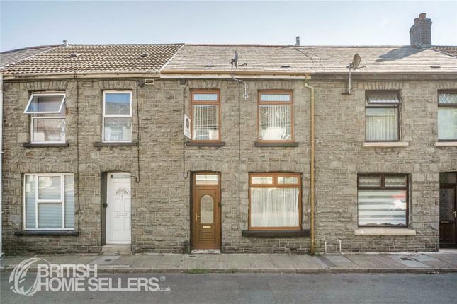 3 bed property, in Wyndham Crescent, £154,995