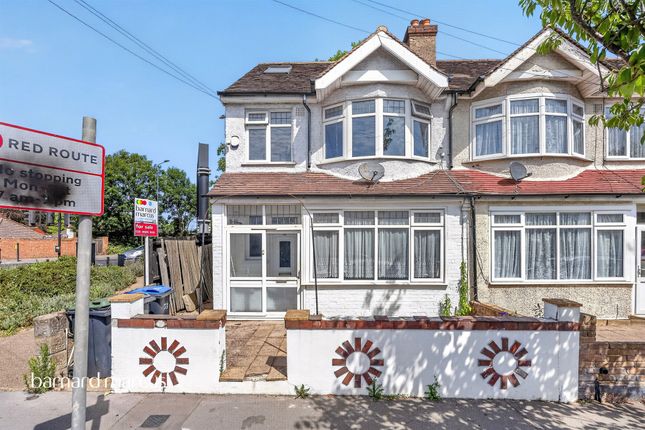 4 bed property, in Waddon Park Avenue, £450,000