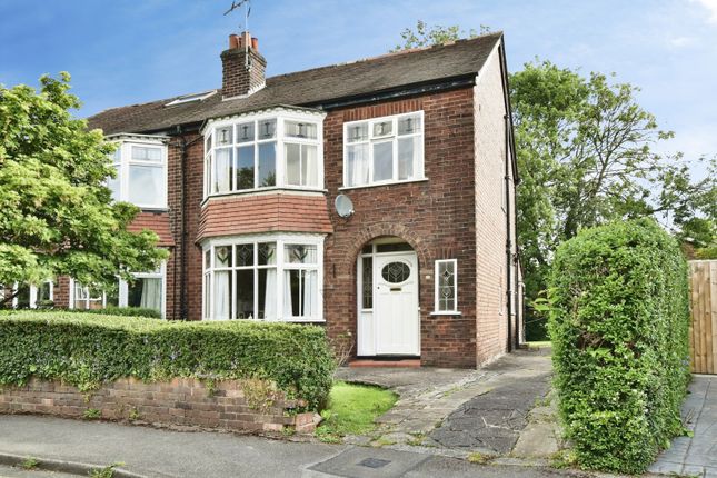 3 bed property, in Hawthorn Avenue, £595,000