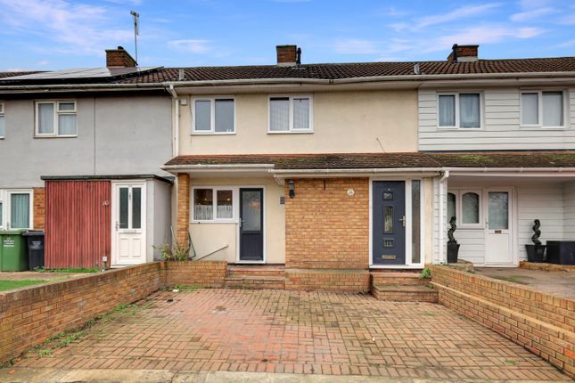 2 bed property, in Quilters Straight, £325,000