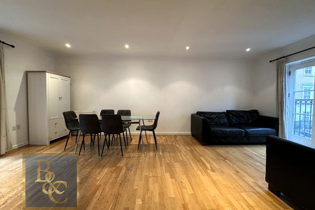 3 bed property, in Northpoint Square, £719,995