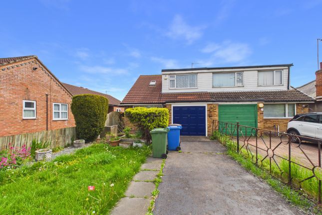 3 bed property, in Thorn Road, £155,000