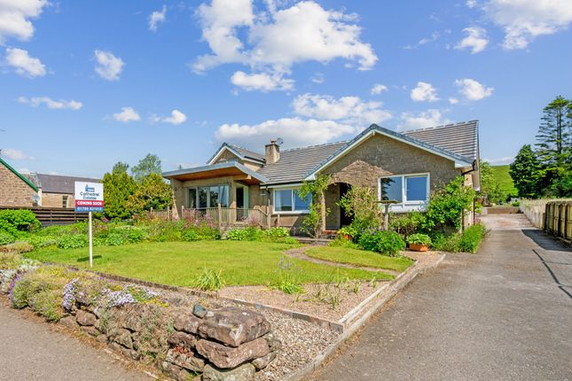 5 bed property, in Main Street, £355,000