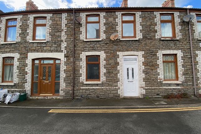 3 bed property, in Richmond Street, £110,000