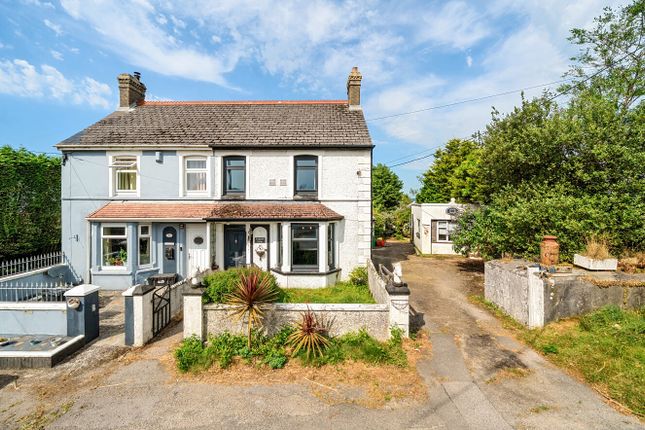3 bed property, in Highgate Hill, £300,000