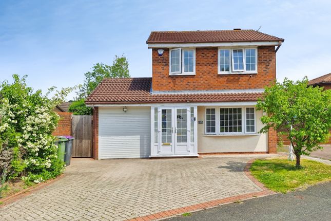 3 bed property, in Coniston Drive, £350,000
