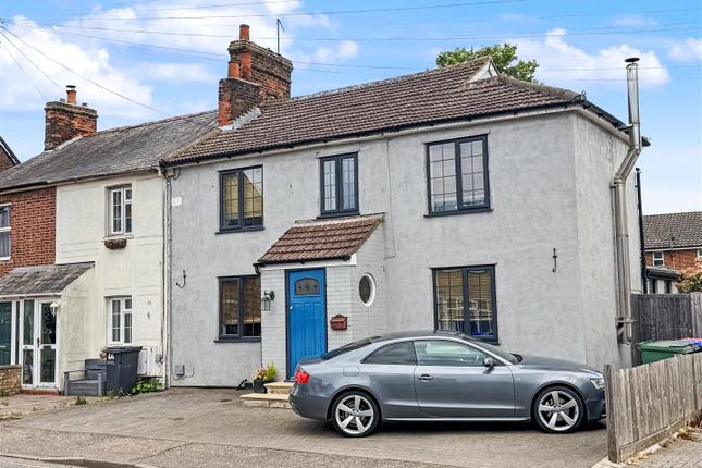 3 bed property, in Railway Street, £375,000