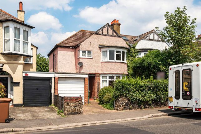 3 bed property, in Carshalton Park Road, £610,000