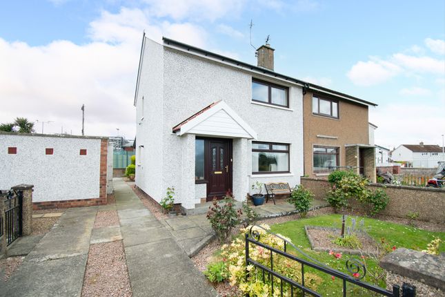 2 bed property, in Provost Reids Road, £130,000