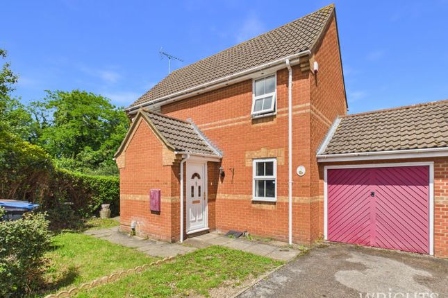 3 bed property, in Cooks Way, £475,000