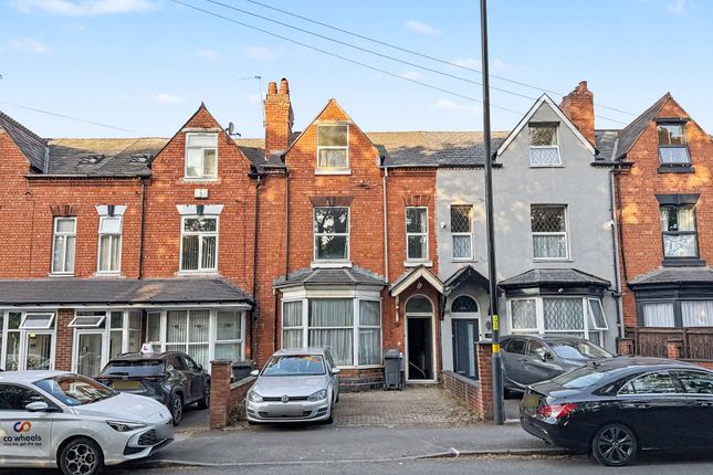 5 bed property, in Yardley Wood Road, £270,000
