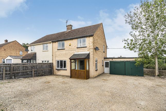 3 bed property, in Derby Paddock, £420,000