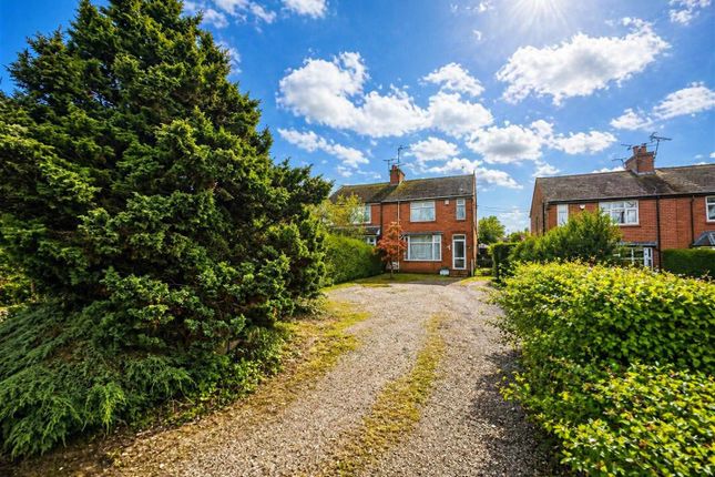 3 bed property, in New Road, £269,950