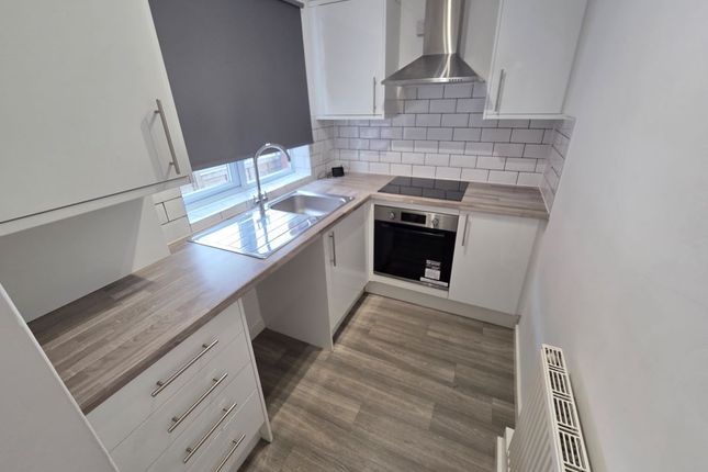 1 bed property, in Flat 1 White Heather, £100,000