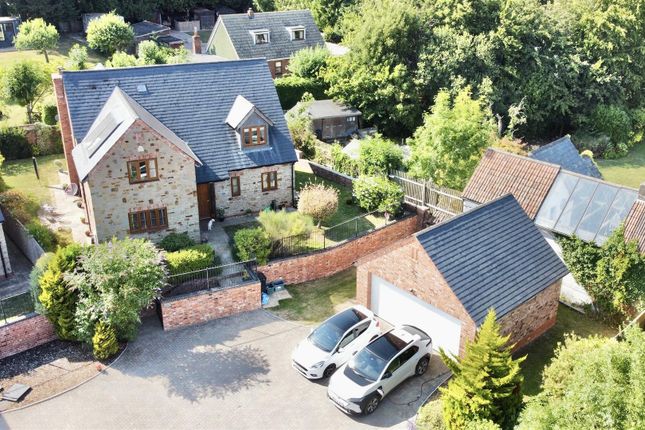 4 bed property, in Bullo Pill, £590,000