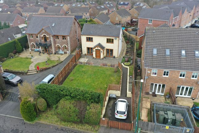 4 bed property, in Old Blaenavon Road, £355,000