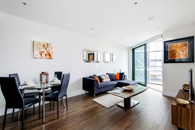 2 bed property, in 3 Riverlight Quay, £850,000