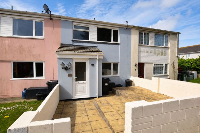 3 bed property, in Pendragon Crescent, £269,950
