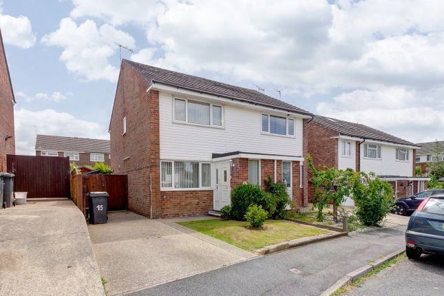2 bed property, in Stroma Gardens, £260,000