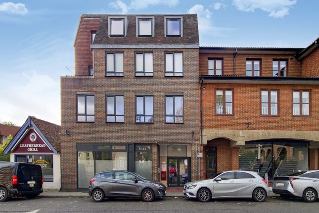 1 bed property, in Stocks House, £210,000