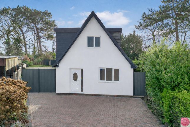 4 bed property, in Moat Bank, £375,000