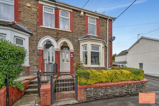 3 bed property, in Princes Avenue, £330,000