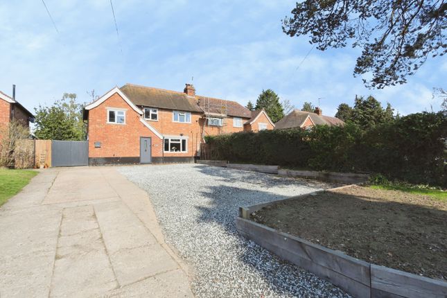 3 bed property, in Court Lane, £500,000