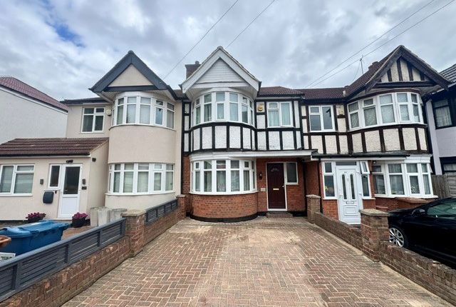 3 bed property, in Kings Road, £529,950