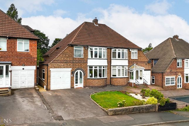 3 bed property, in Moss Drive, £390,000