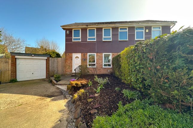 3 bed property, in Marlston Avenue, £250,000
