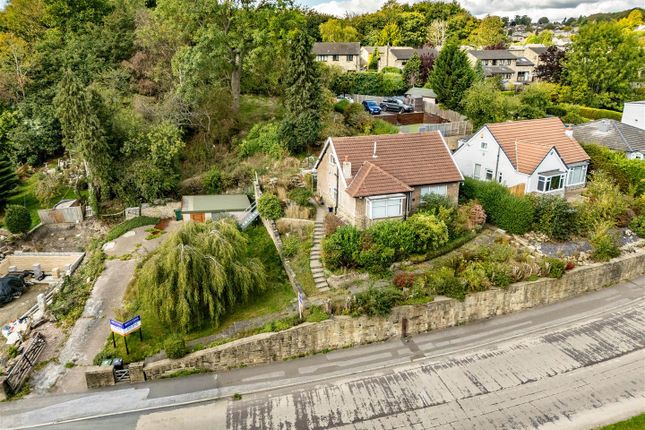 4 bed property, in Bradford Road, £395,000