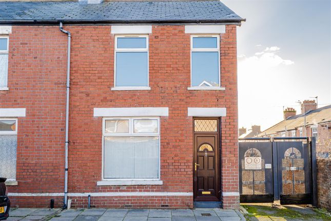 3 bed property, in Bell Street, £190,000